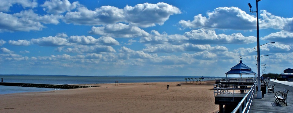 Staten Island Boardwalk In South Beach, Find Real Estate Near The Water.