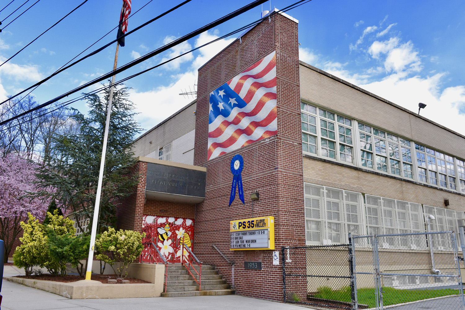 PS 35 Public School on Staten Island