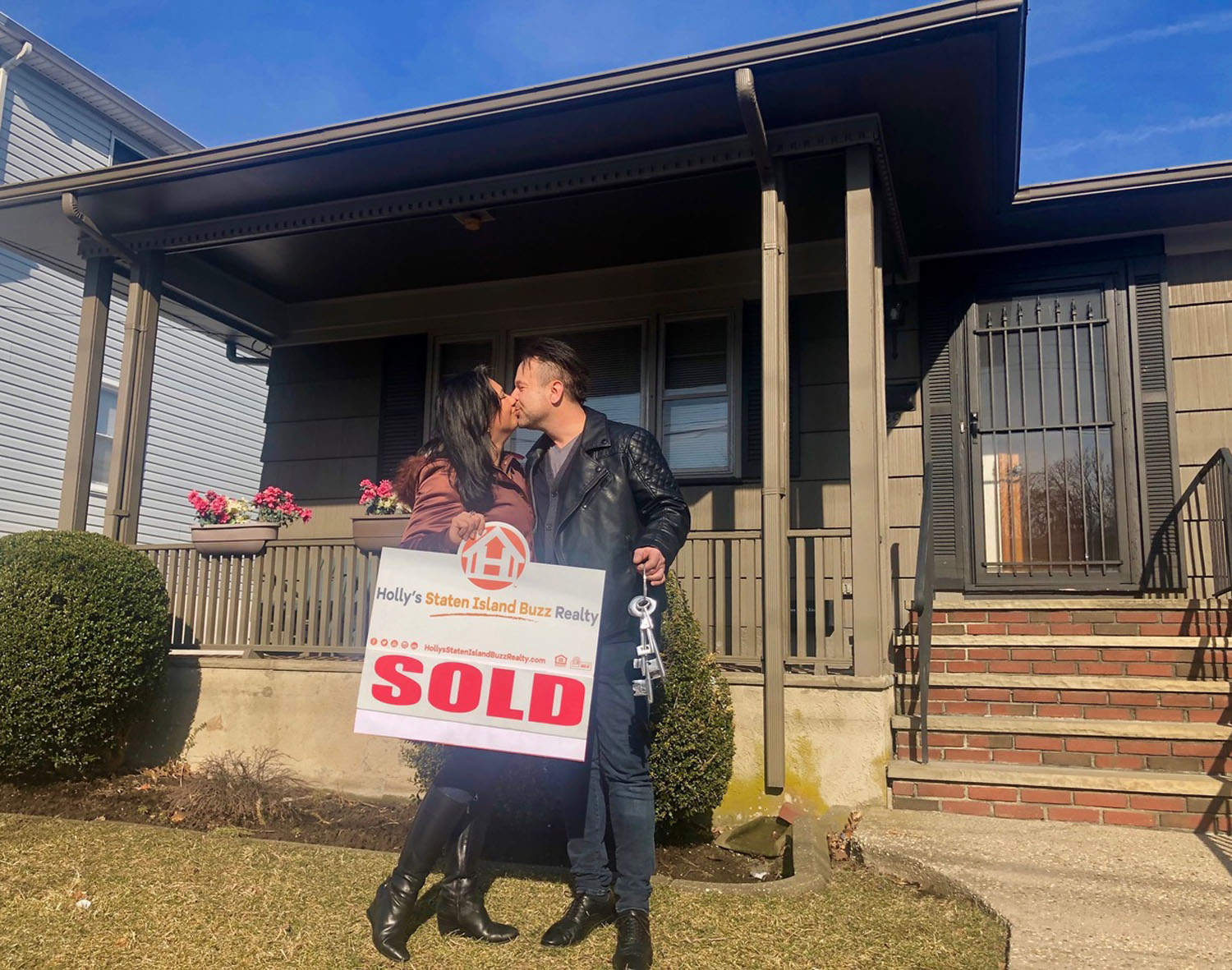 Happy Clients celebrate after using Holly's Staten Island Buzz Realty To Buy Their Staten Island Home Happy Clients celebrate after using Holly's Staten Island Buzz Realty To Buy Their Staten Island Home