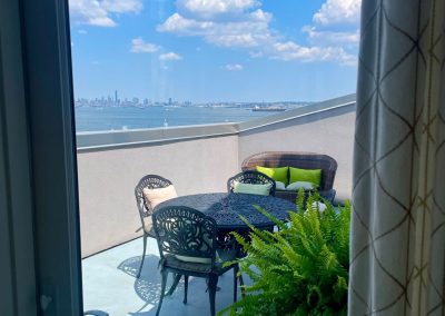 1-level penthouse at 90 Bay St. Landing, Staten Island with NYC skyline views