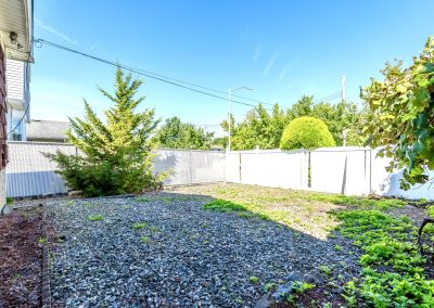 Property photo of 172 Wieland Ave, a 3-bedroom broadside ranch in Woodrow, Staten Island, NY 10309